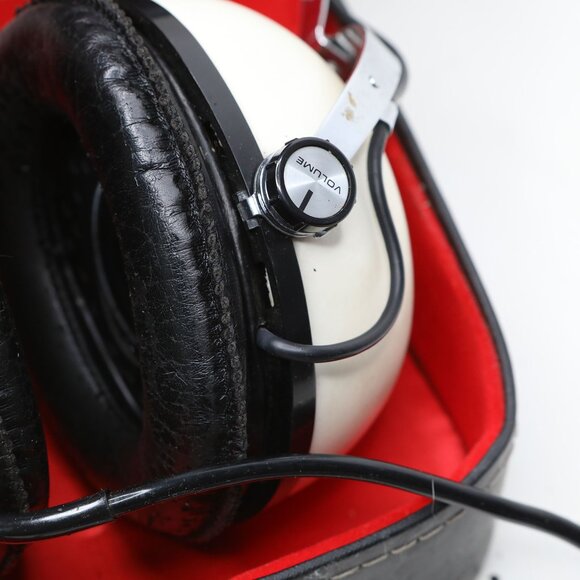 Vintage Pioneer SE-50 2-Way Stereo Headphones Adjustable with Case 70s Retro - Picture 8 of 10